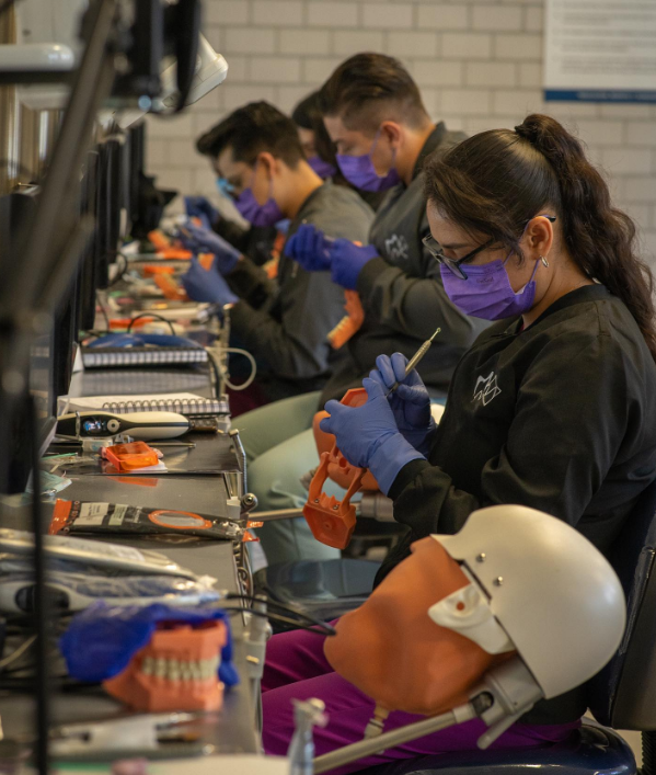 Especialidades Odontológicas Monteeth